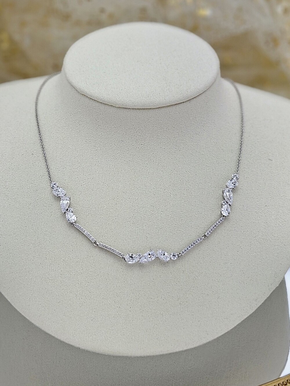 Nadri Necklace Rhodium Plated Posy Short Single Collar Bridal Wedding Formal New